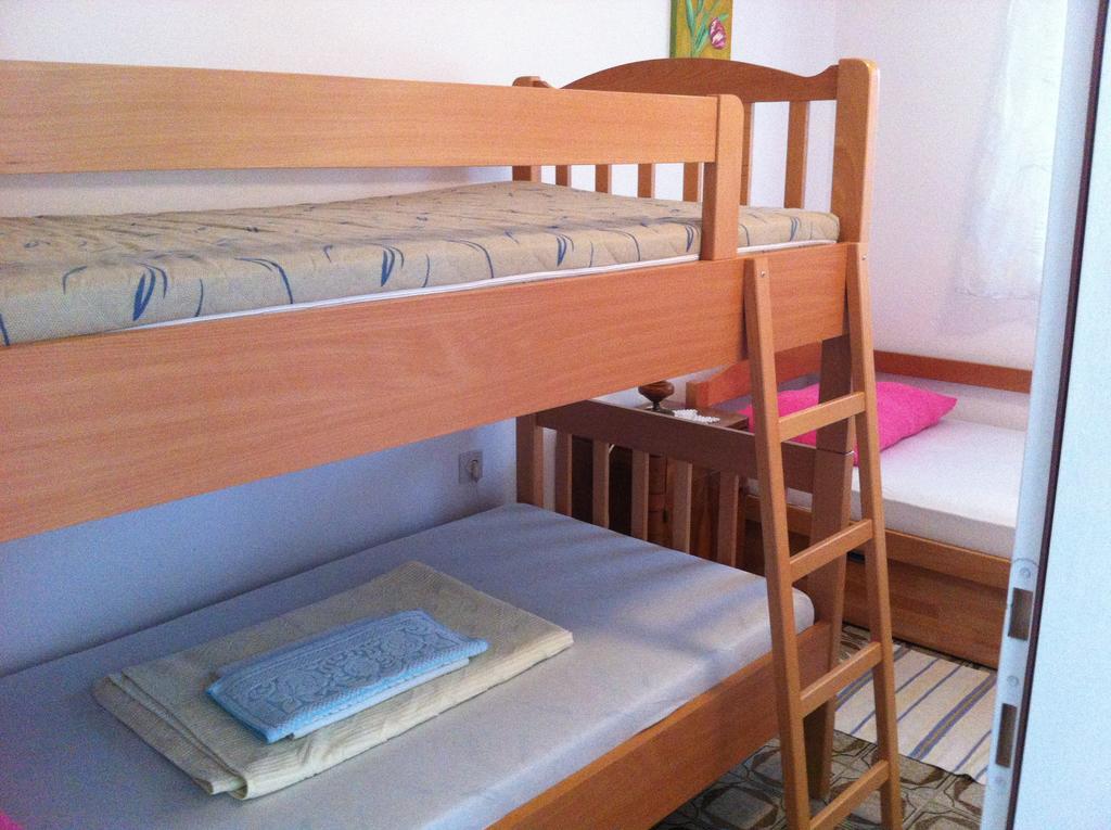 Apartments Prahovic Ždrelac 외부 사진
