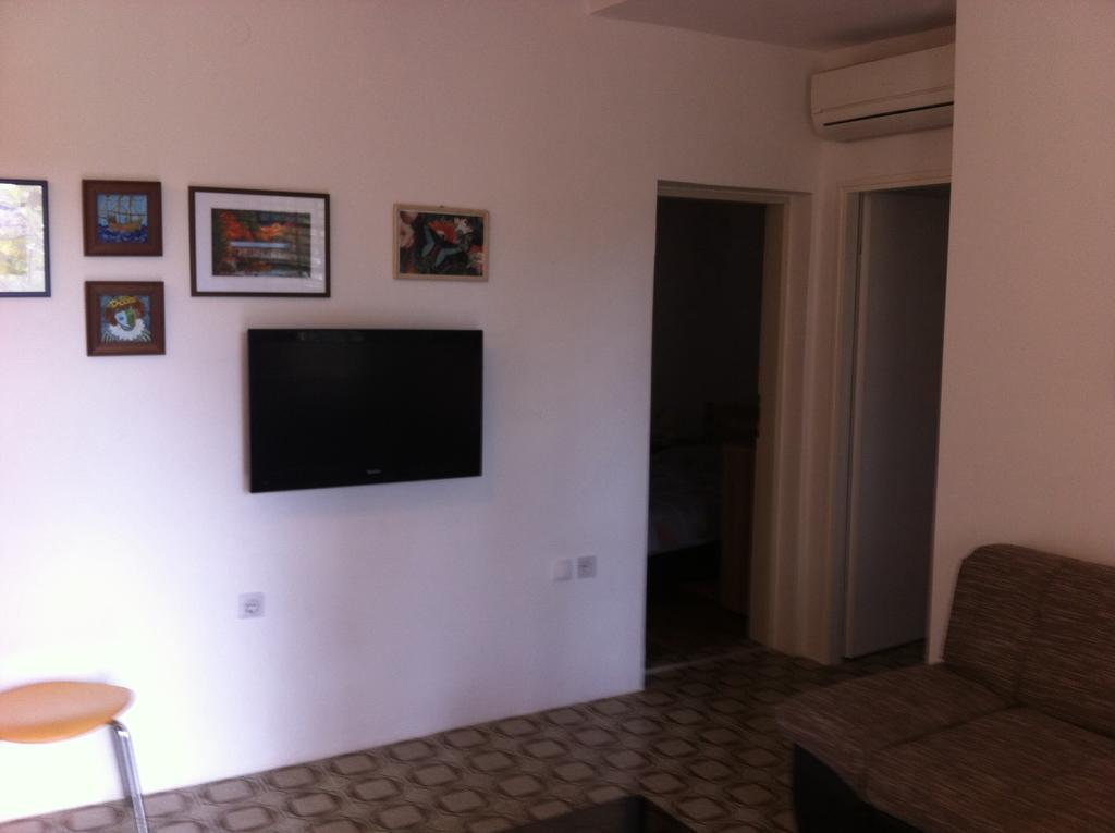 Apartments Prahovic Ždrelac 외부 사진